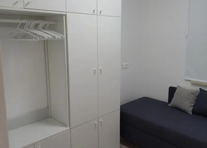 Tiziana Appartamento Pinezići